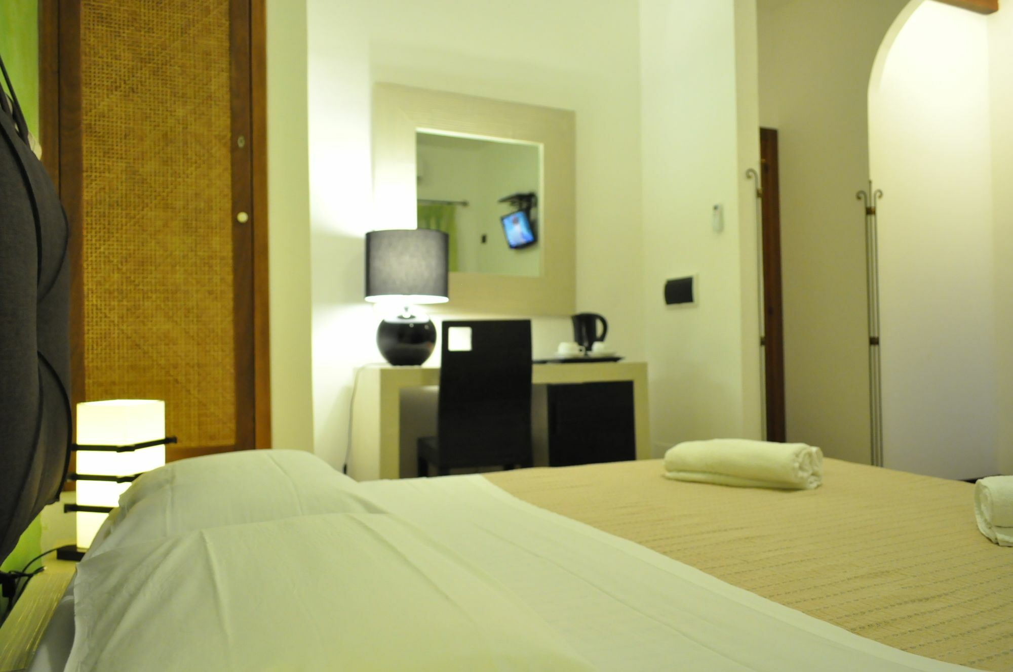 Rooms And Breakfast Zefiro Сан-Вито-Ло-Капо Экстерьер фото